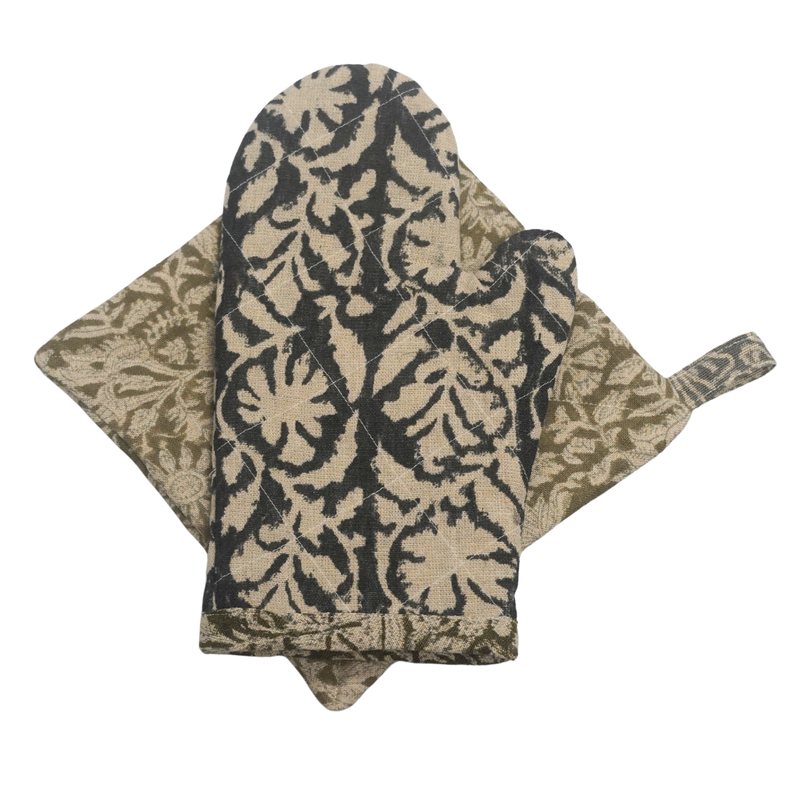 Audu Oven Mitt and Pot Holder Set