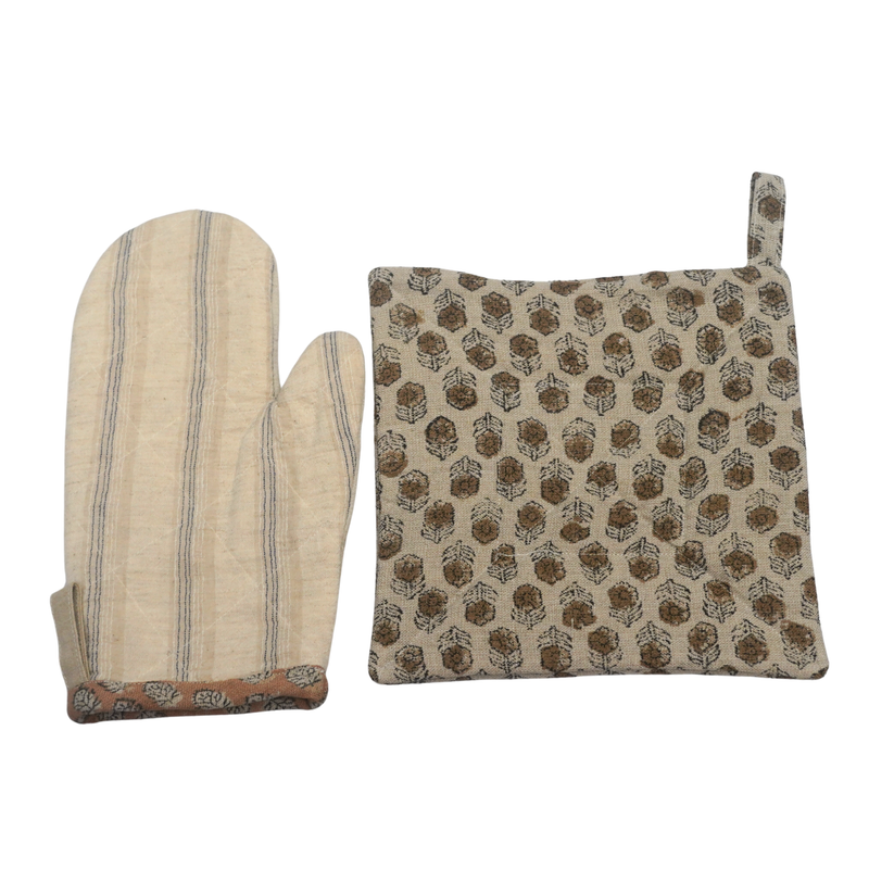 Rotimi Oven Mitt and Pot Holder Set