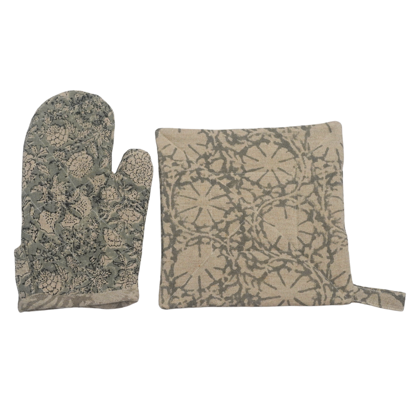 Monisola Oven Mitt and Pot Holder Set